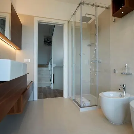 빌라 Sleeps 6 Air Con